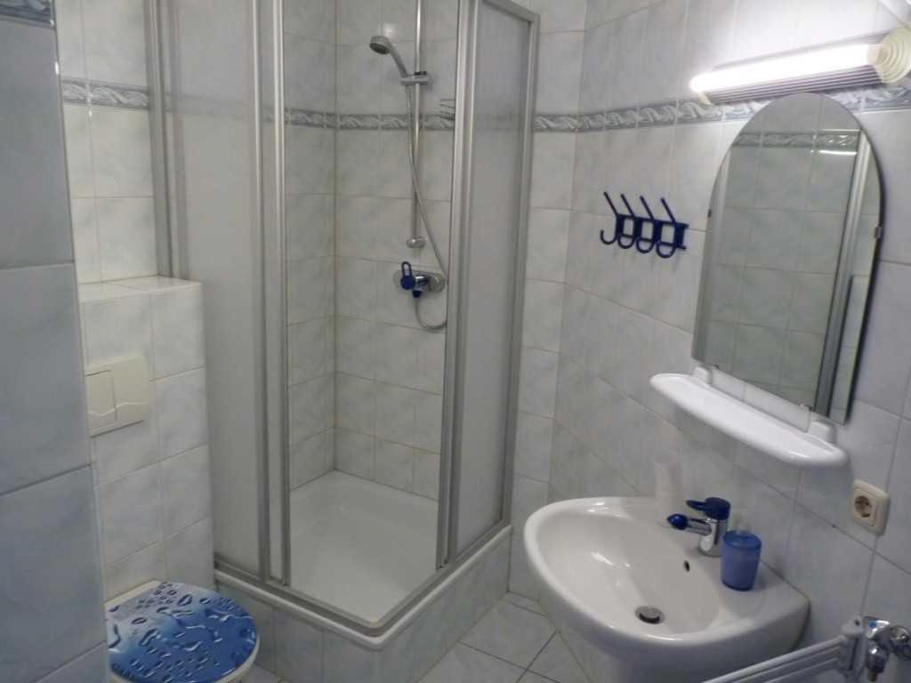 Ferienwohnung "Am Yachthafen" Objekt Id 12104-7 瓦伦 外观 照片